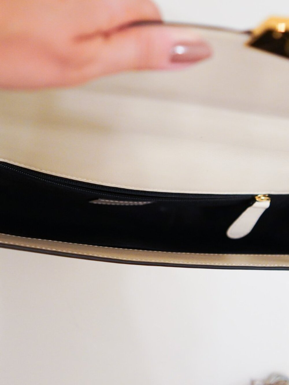 DEMELLIER MIDI LONDON IN OFF WHITE SMOOTH LEATHER (like new) - Picture 9 of 13